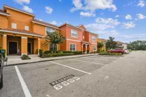 Cheerfull 4-bedrrom townhouse with pool